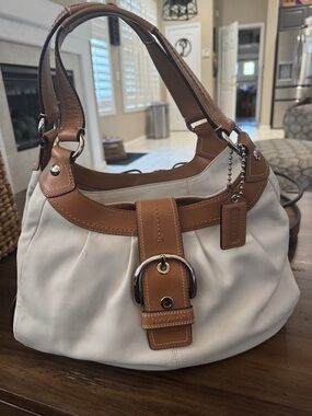 Coach White Leather Shoulder Bag with Tan Trim
